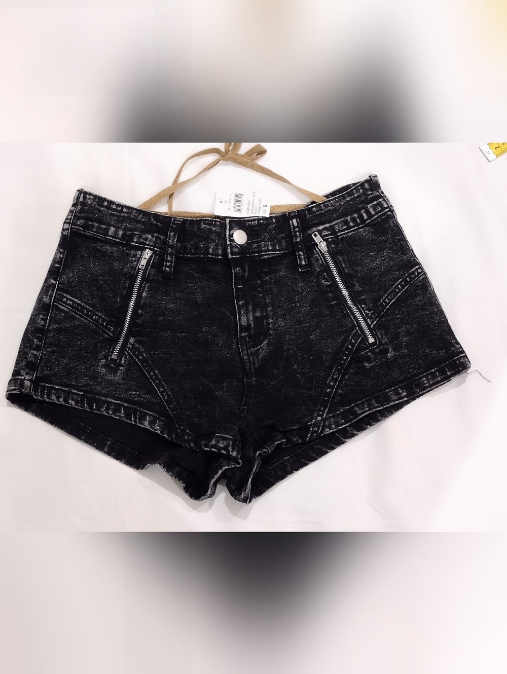 Windsor Sz S Black Washed High-Rise Denim Shorts with Zipper Pockets
